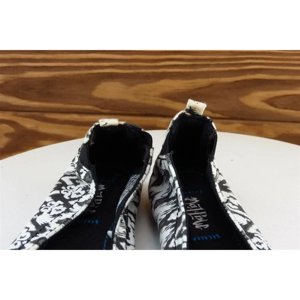 Mad Love welcome shoe